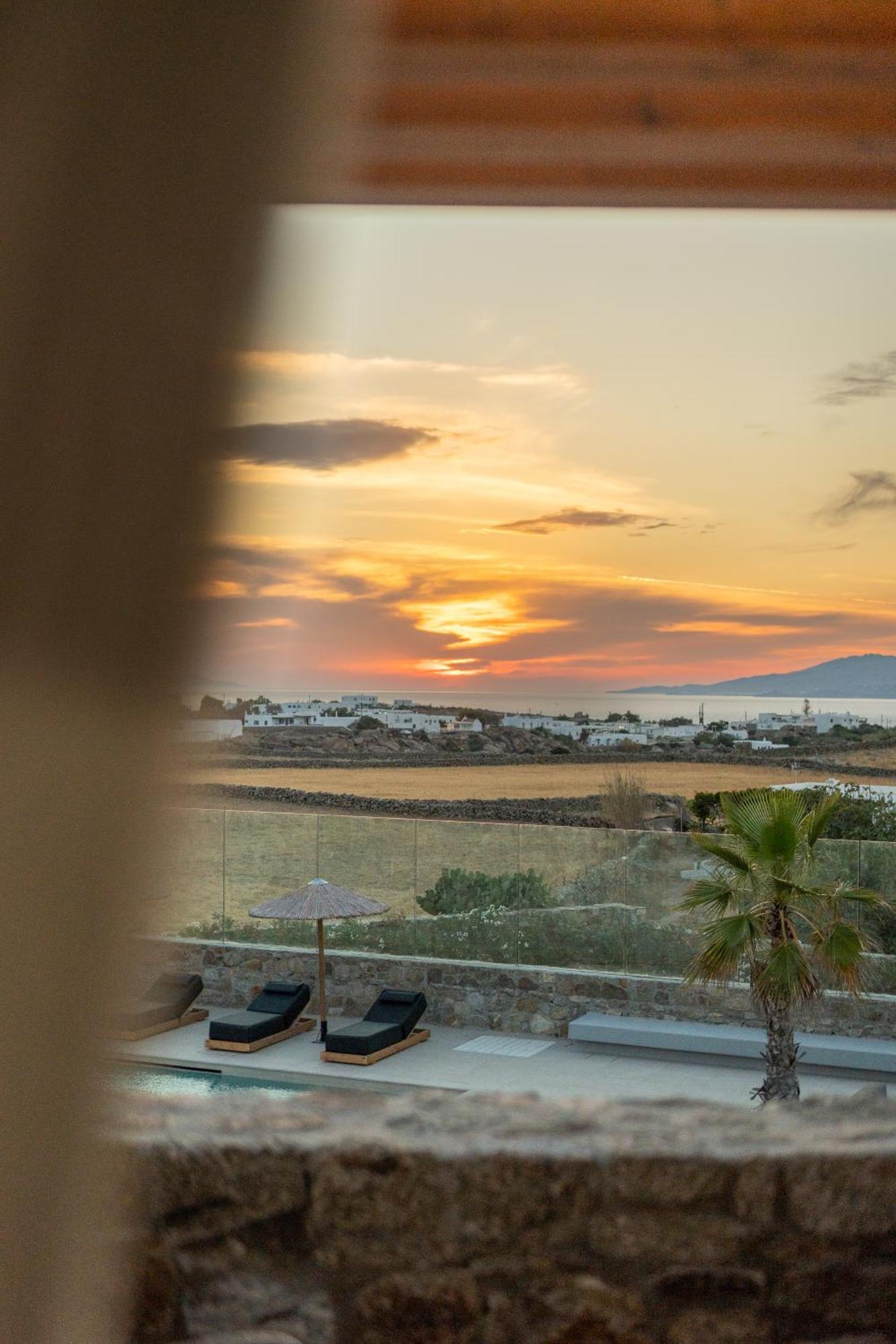 Regency Sunset Suites Mykonos Town Exterior foto